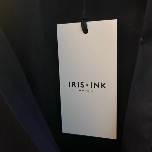 SOLD Iris & Ink Dark Navy Top - Picture 4 of 7